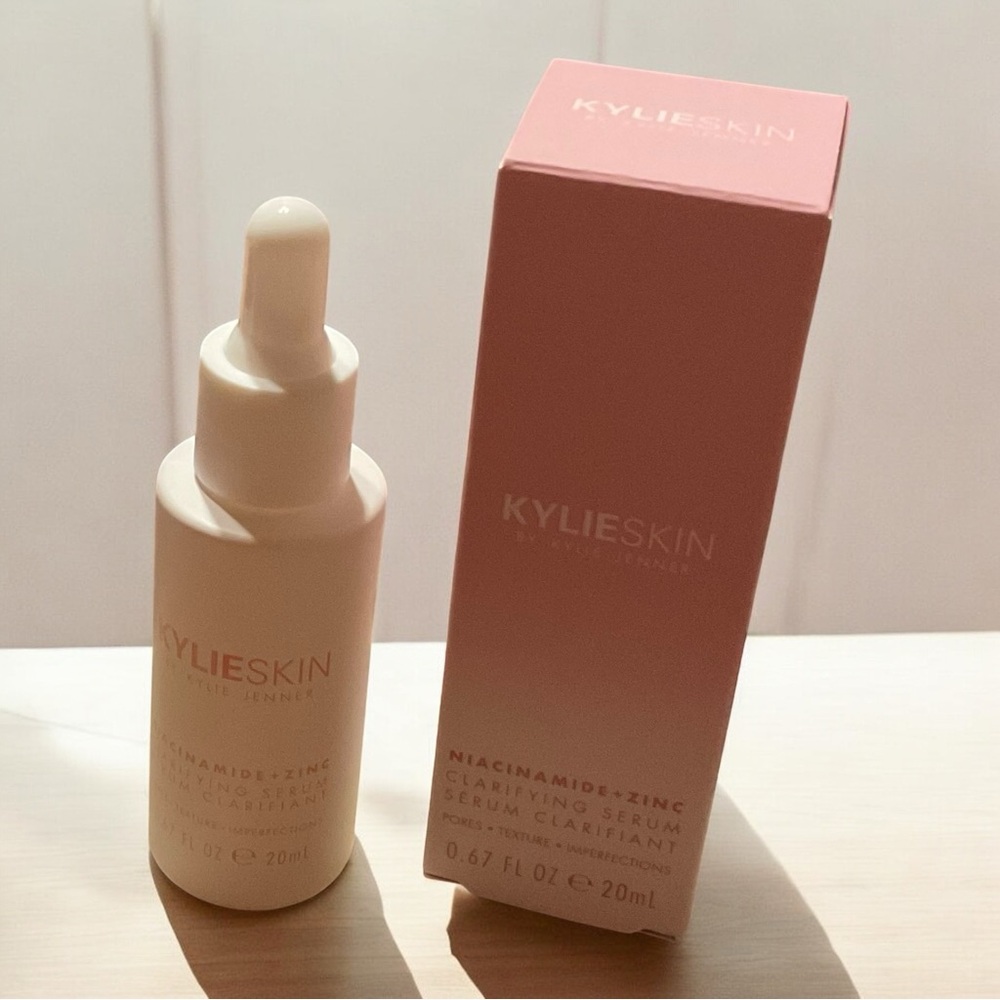 Kylie Cosmetics KYLIESKIN CLARIFYING SERUM 20 ml.